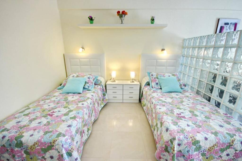 Studio In Beachfront Complex In El Duque Area, Costa Adeje Экстерьер фото