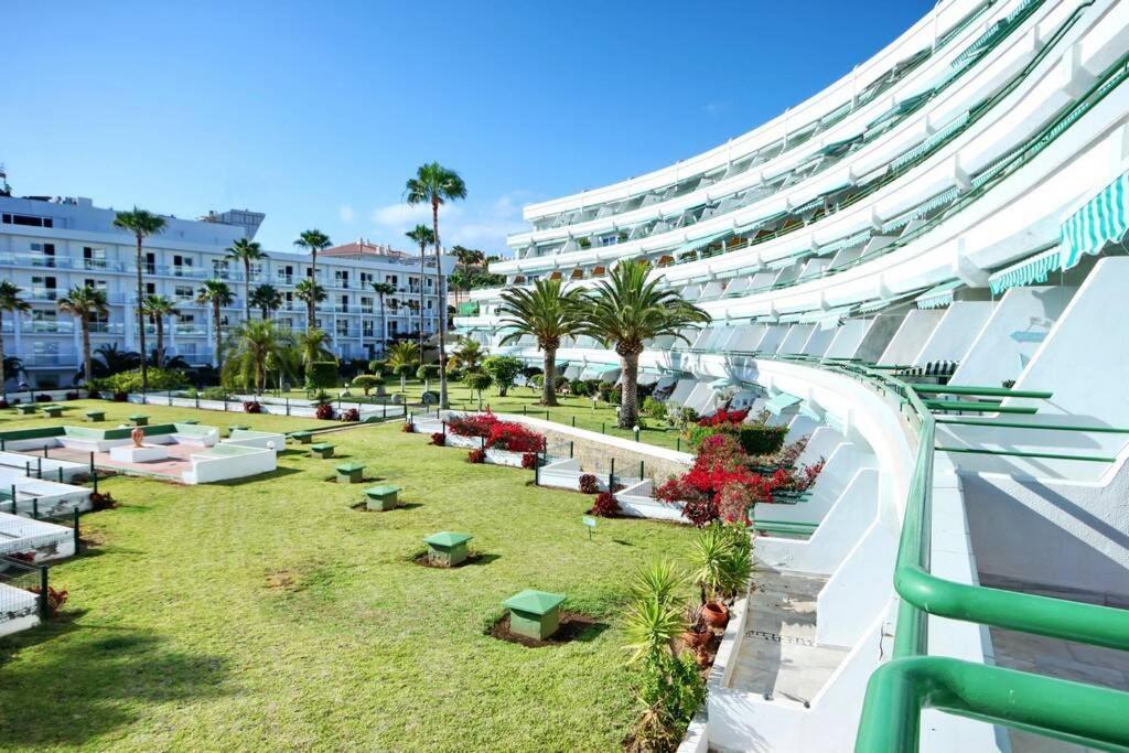 Studio In Beachfront Complex In El Duque Area, Costa Adeje Экстерьер фото